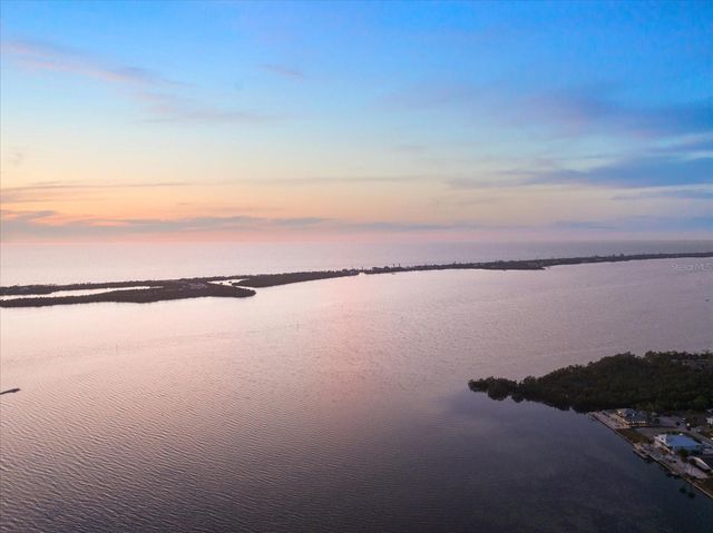 949 SUNCREST LANE, Englewood, FL 34223