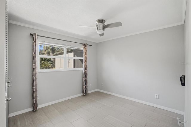 7962 2ND WAY N, St Petersburg, FL 33702