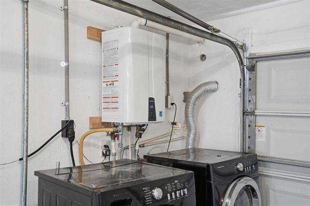 7962 2ND WAY N, St Petersburg, FL 33702