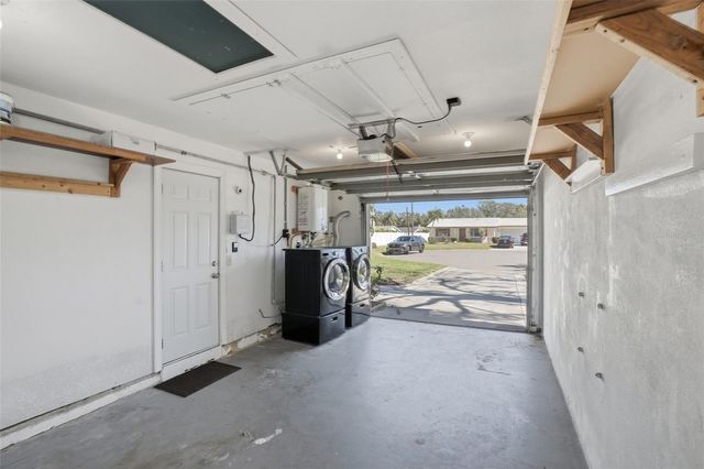 7962 2ND WAY N, St Petersburg, FL 33702