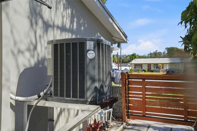 7962 2ND WAY N, St Petersburg, FL 33702