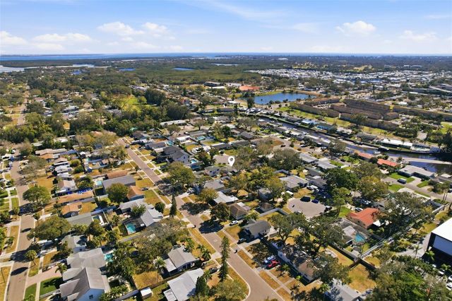 7962 2ND WAY N, St Petersburg, FL 33702