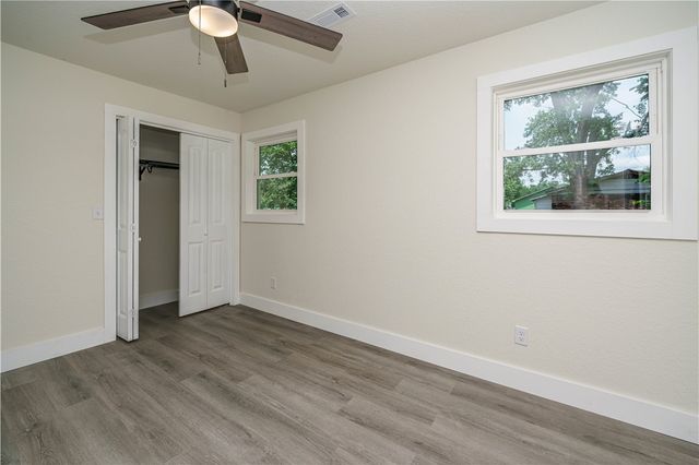 302 6th Street, Green Forest, AR 72638