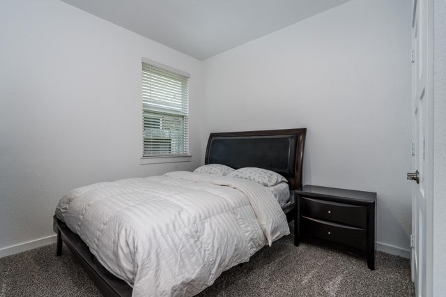 1565 Oakdale Crest Rd, Montgomery, TX 77316