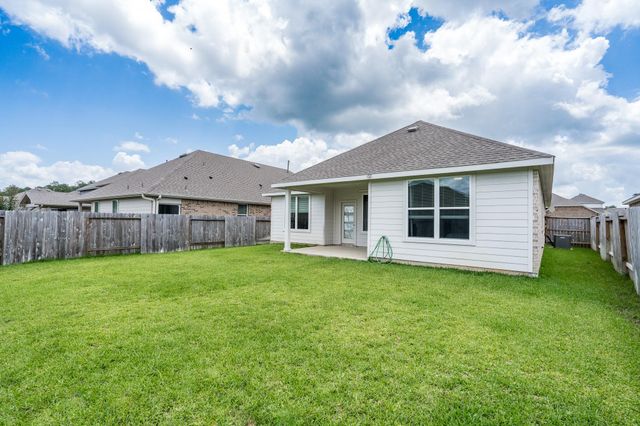 1565 Oakdale Crest Rd, Montgomery, TX 77316