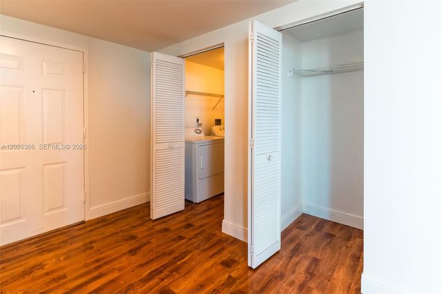 19501 W Country Club Dr 1603, Aventura, FL 33180