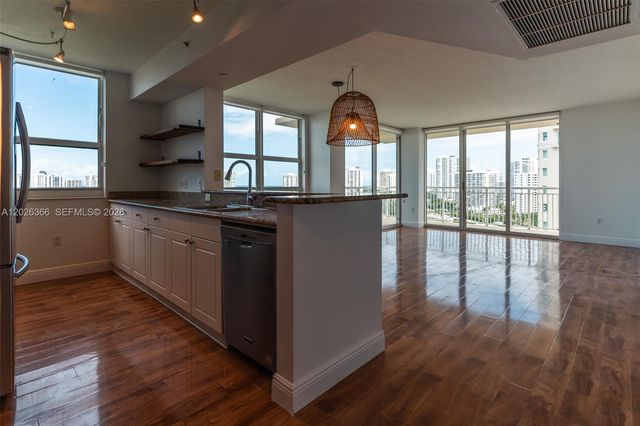 19501 W Country Club Dr 1603, Aventura, FL 33180