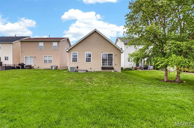 3148 Bentwater Place, St Charles, MO 63301