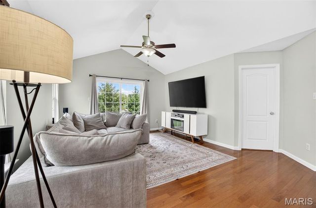 3148 Bentwater Place, St Charles, MO 63301