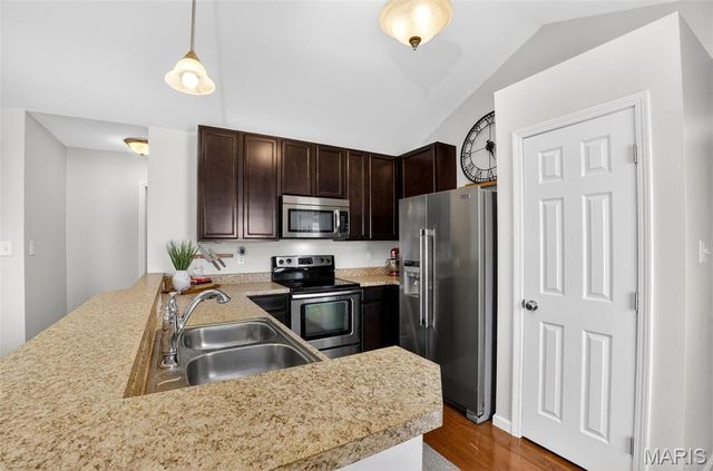 3148 Bentwater Place, St Charles, MO 63301