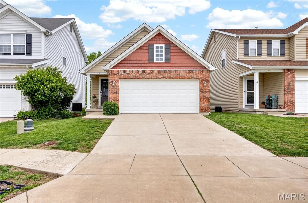 3148 Bentwater Place, St Charles, MO 63301
