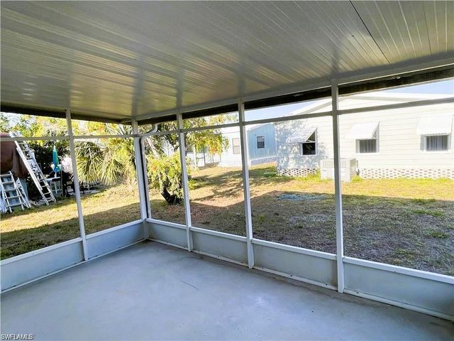 3158 Bunny Run DR, North Fort Myers, FL 33917