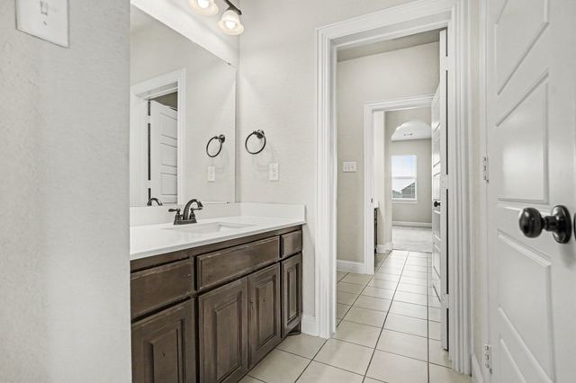 504 Stillwater Drive, Waxahachie, TX 75165