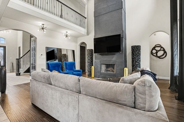 504 Stillwater Drive, Waxahachie, TX 75165