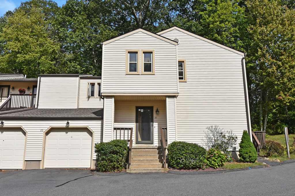 128 Lyman Road 25, Wolcott, CT 06716
