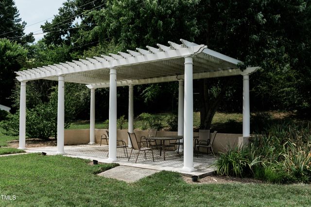 1002 Willow Drive Apt 107, Chapel Hill, NC 27514