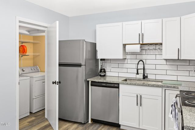 1002 Willow Drive Apt 107, Chapel Hill, NC 27514