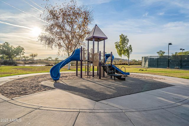 1704 E Renegade Trail, San Tan Valley, AZ 85143