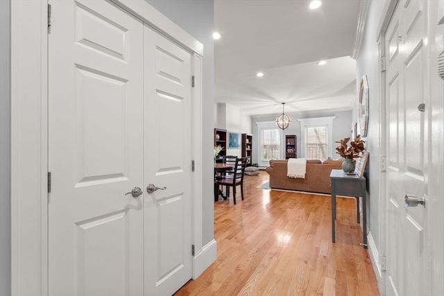 501 Shawmut Ave. 3, Boston, MA 02118