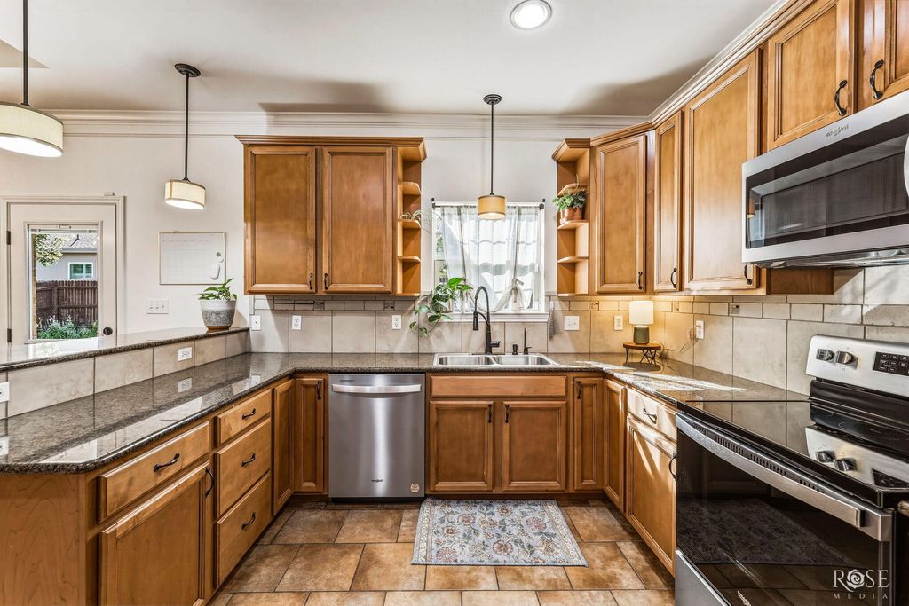 Image 13 of property listing at 3933 Margaret Lane, San Angelo, TX 76904