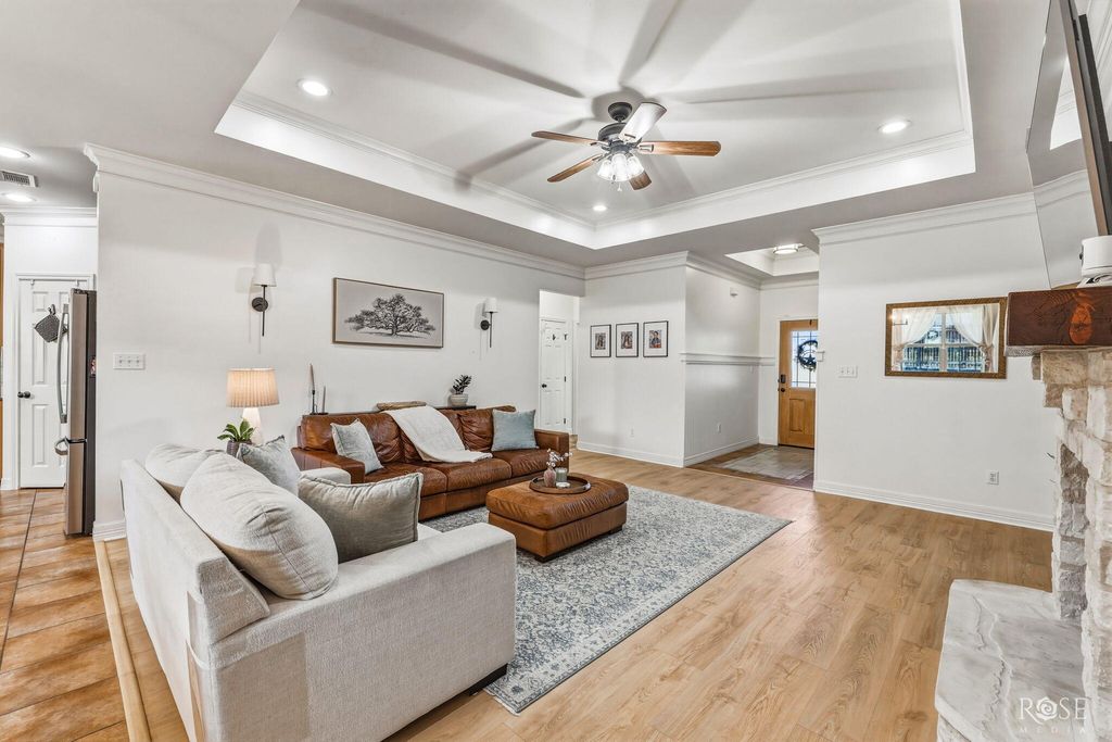 Image 8 of property listing at 3933 Margaret Lane, San Angelo, TX 76904