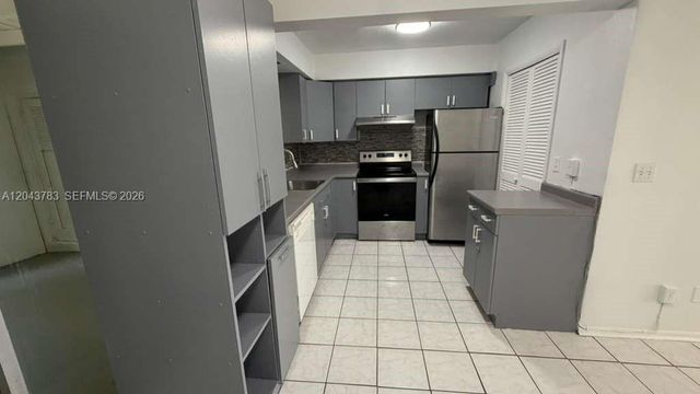 5425 NW 16th Court 0, Lauderhill, FL 33313