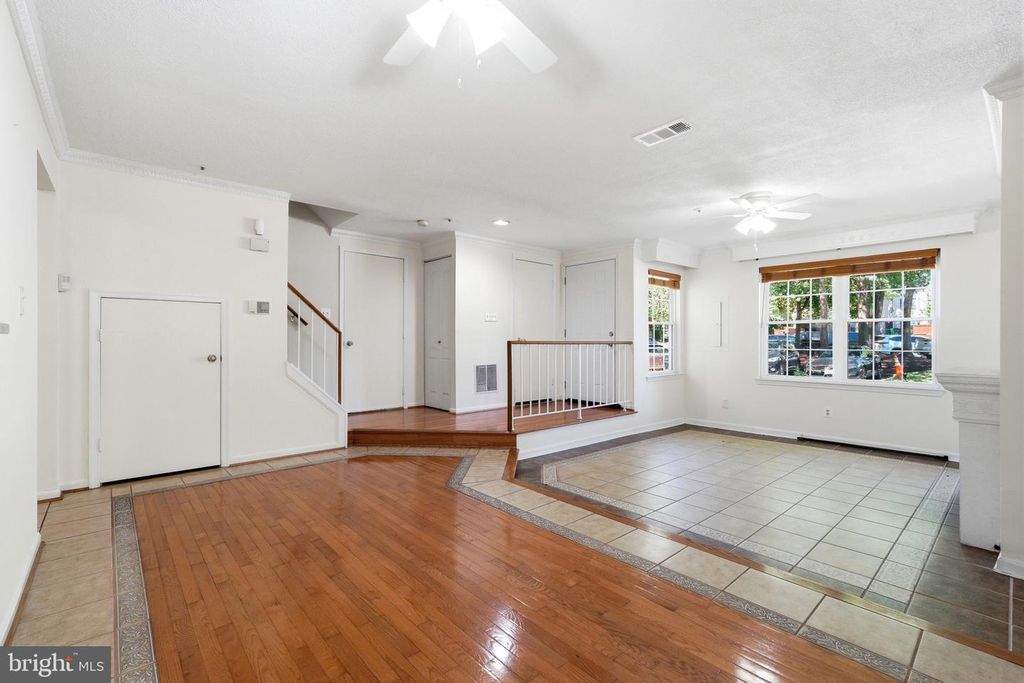 Image 10 of property listing at 4753 RIVER VALLEY WAY #56, Bowie, MD 20720