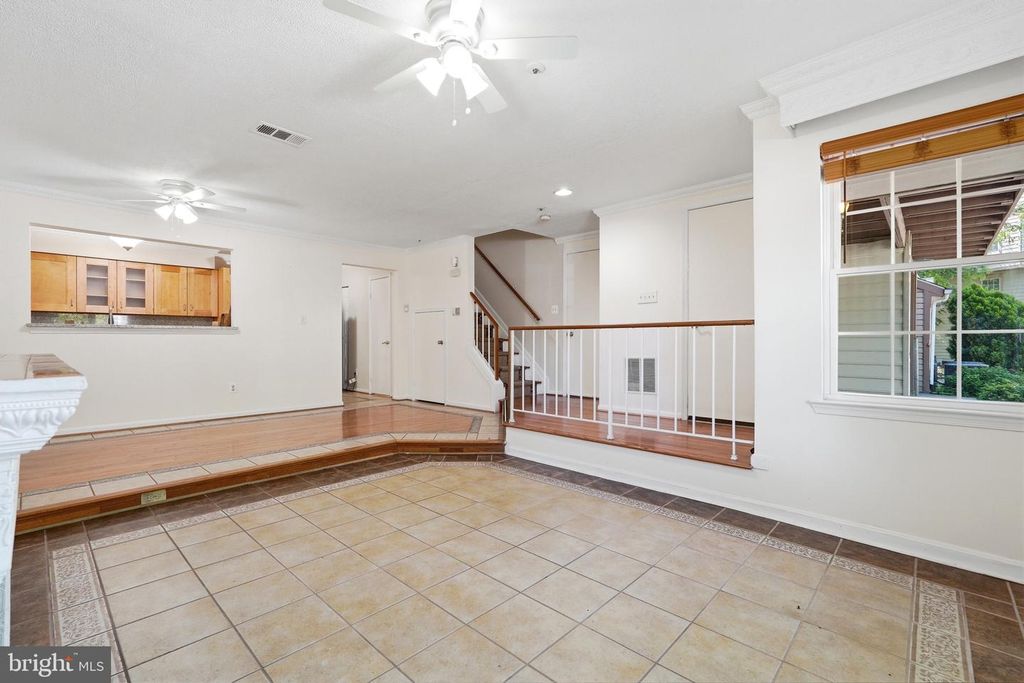 Image 12 of property listing at 4753 RIVER VALLEY WAY #56, Bowie, MD 20720