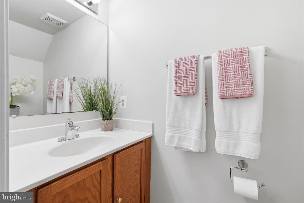 Image 18 of property listing at 4753 RIVER VALLEY WAY #56, Bowie, MD 20720