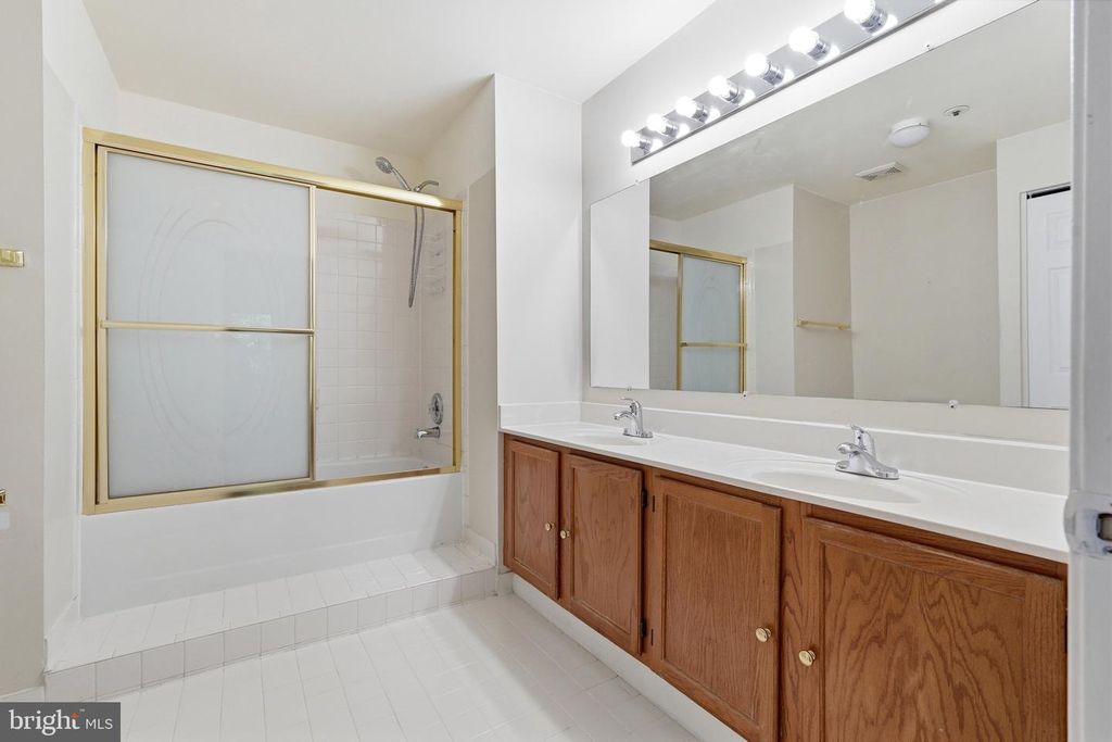 Image 30 of property listing at 4753 RIVER VALLEY WAY #56, Bowie, MD 20720