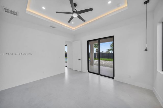 1055 Embers PKWY W, Cape Coral, FL 33993