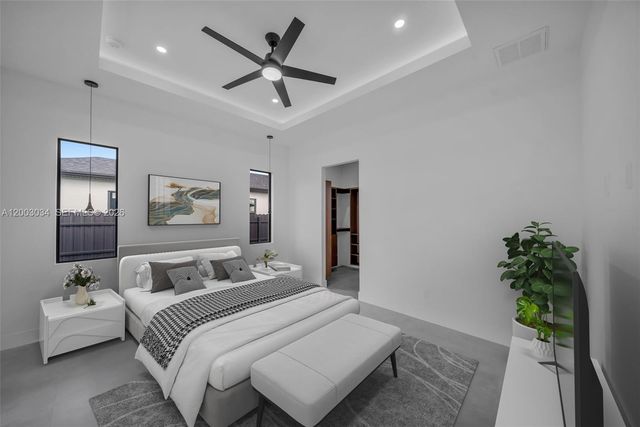 1055 Embers PKWY W, Cape Coral, FL 33993