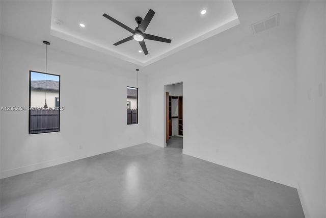 1055 Embers PKWY W, Cape Coral, FL 33993