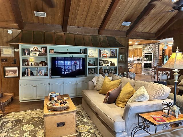 3843 FM 2199, Marshall, TX 75672