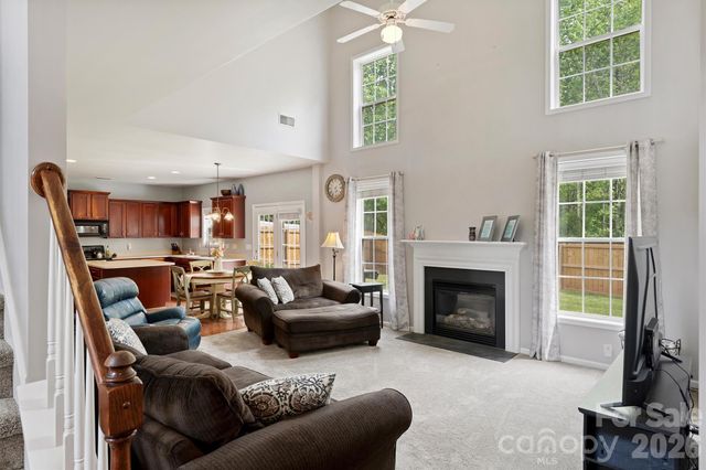 2515 Godsey Wood Drive, Charlotte, NC 28213