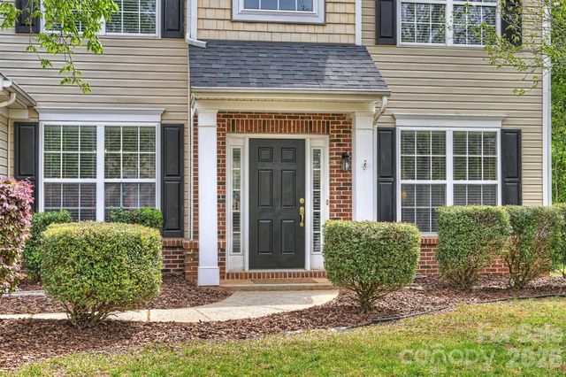 2515 Godsey Wood Drive, Charlotte, NC 28213