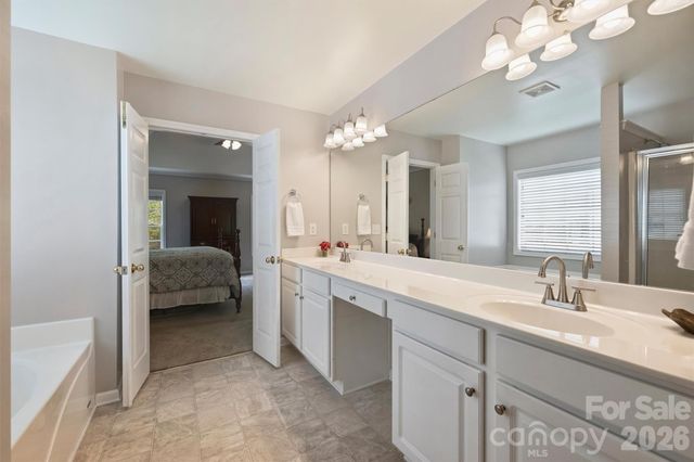 2515 Godsey Wood Drive, Charlotte, NC 28213