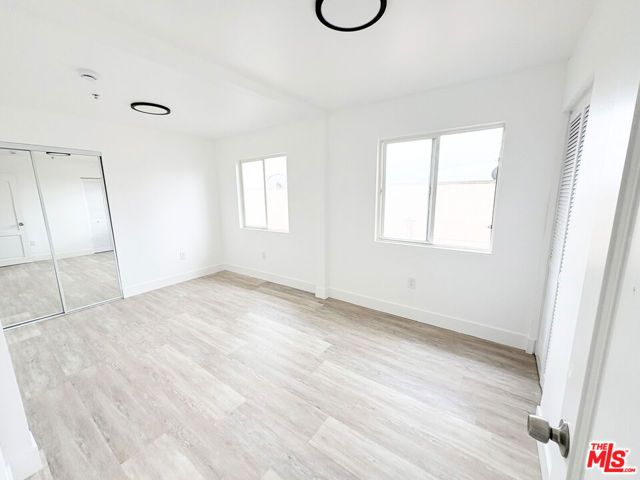 2637 S Manhattan Place 8, Los Angeles, CA 90018