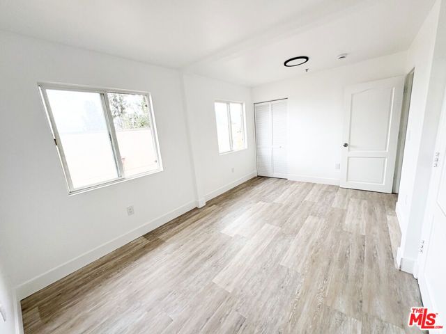 2637 S Manhattan Place 8, Los Angeles, CA 90018