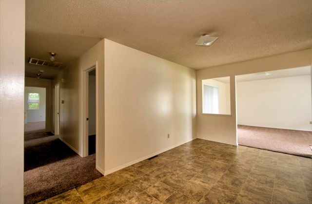 108 W Robberson Street, Willard, MO 65781