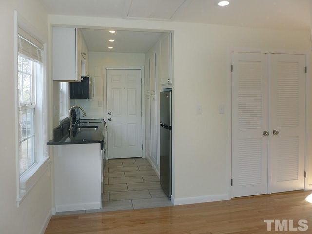 512 N Greensboro Street, Carrboro, NC 27510