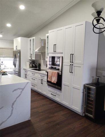 18365 NW 21st St, Pembroke Pines, FL 33029