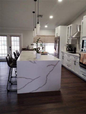 18365 NW 21st St, Pembroke Pines, FL 33029