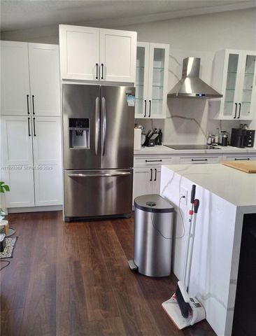 18365 NW 21st St, Pembroke Pines, FL 33029