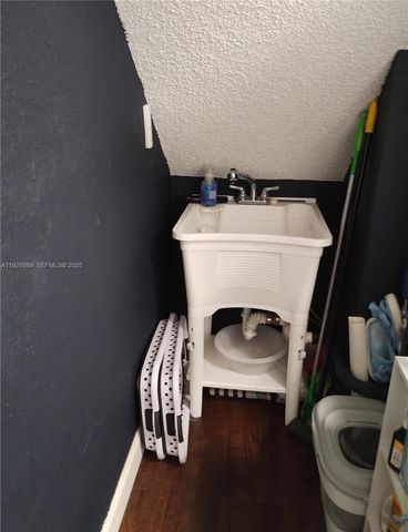 18365 NW 21st St, Pembroke Pines, FL 33029