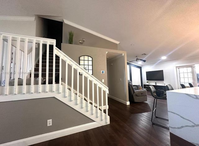 18365 NW 21st St, Pembroke Pines, FL 33029