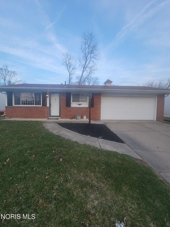 413 S Harefoote Street, Holland, OH 43528