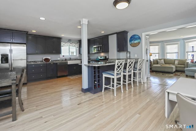 136 Hillside Avenue, Milford, CT 06460