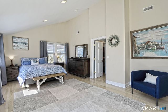 136 Hillside Avenue, Milford, CT 06460