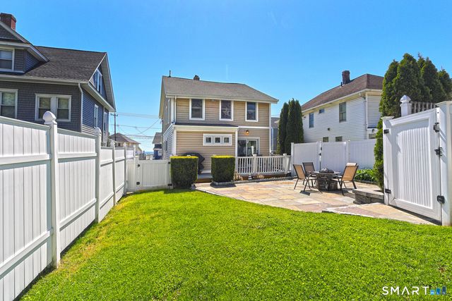 136 Hillside Avenue, Milford, CT 06460